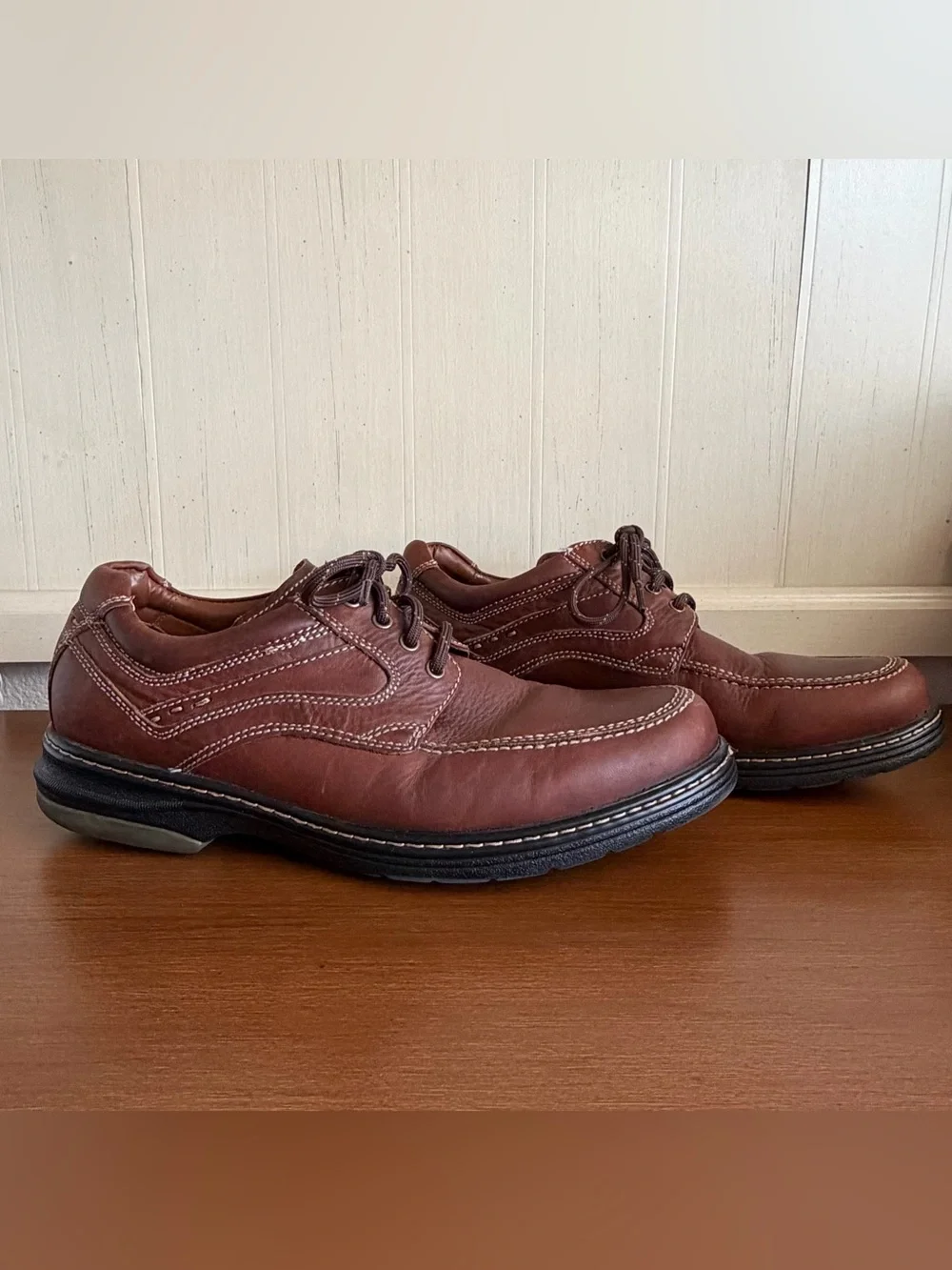 Johnston & Murphy XC4 Waterproof Moc Toe Oxfords 9.5M Sheepskin Comfort Leather
